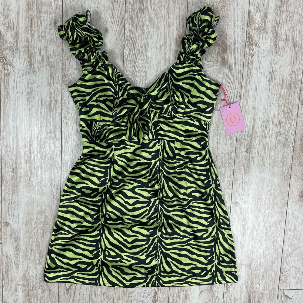Capsule 98 The Cindy Printed Ruffle Mini Dress - size 6